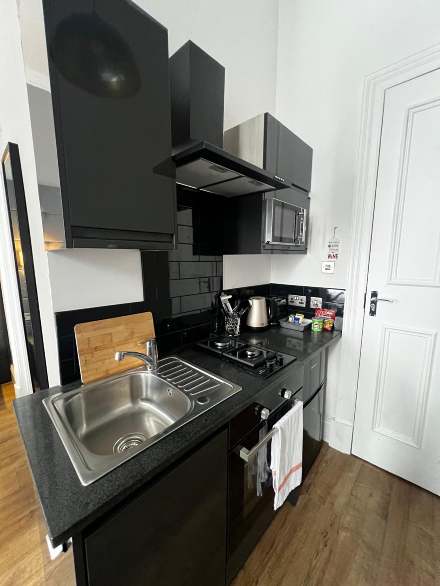 Amani Apartments - Glasgow City Centre Εξωτερικό φωτογραφία